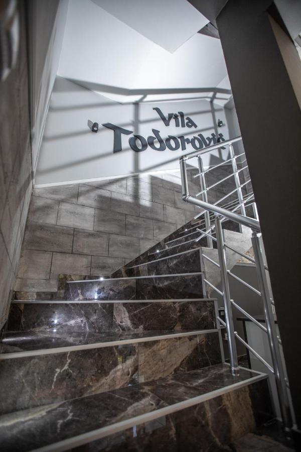 Vila Todorovic Bela Crkva  Luaran gambar